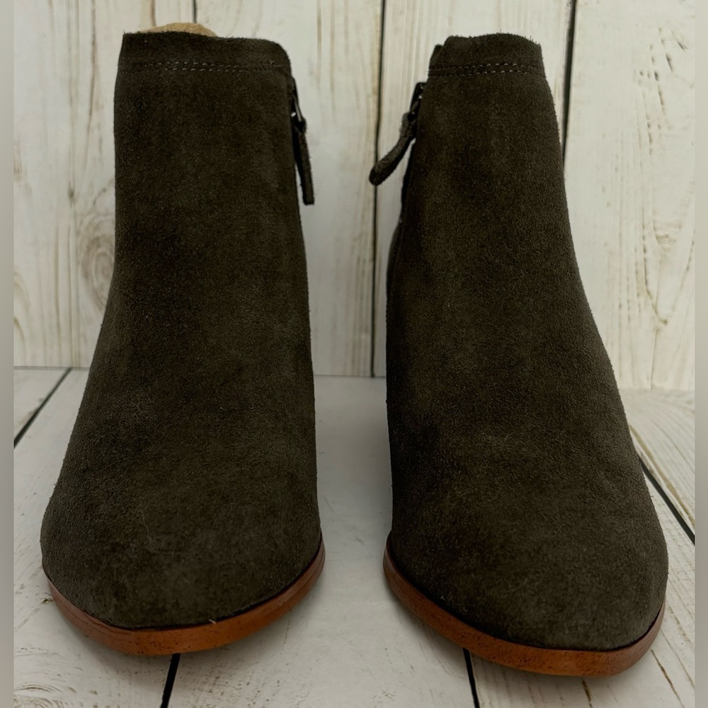 Violet &‎ Red Canyon Olive Green Suede Ankle Boots Pointed Toe Block Heel 6M